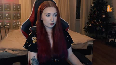 Snapshot of redhaired_kitty chatting on 01-19-25, 10:28 Lina online show from 01-19-25, 10:28