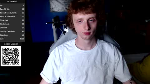 Snapshot of redhead6inch chatting on 03-31-26, 09:26 RedHead6Inch online show from 03-31-26, 09:26