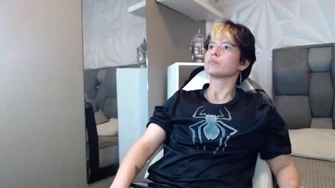 Snapshot of redhood_1_ chatting on 03-03-26, 02:18 redhood_1_ online show from 03-03-26, 02:18