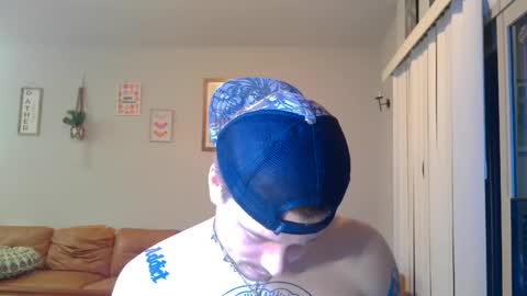 Snapshot of redinthebed chatting on 09-11-25, 11:38 InkedGinger online show from 09-11-25, 11:38