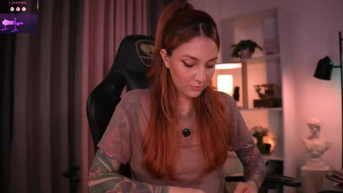 Snapshot of redjasmine_ chatting on 05-29-26, 11:47 Red Jasmine online show from 05-29-26, 11:47