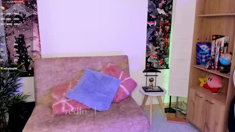 Snapshot of redlu_1 chatting on 01-31-25, 03:30 Lu Independiet model online show from 01-31-25, 03:30