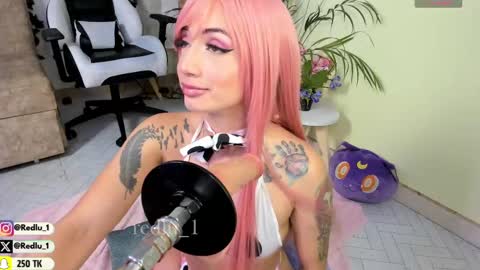 Snapshot of redlu_1 chatting on 02-26-25, 03:42 Lu Independiet model online show from 02-26-25, 03:42