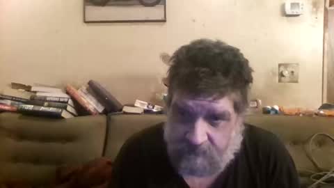 Snapshot of redmud3 chatting on 11-30-25, 12:09 redmud3 online show from 11-30-25, 12:09