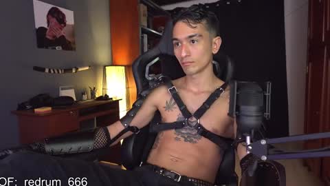 Red online show from 02-25-25, 05:04