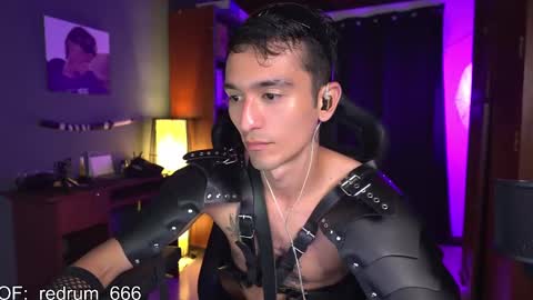 Red online show from 03-11-25, 05:02