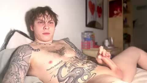 Snapshot of redrumbackwards chatting on 03-03-25, 02:15 redrum online show from 03-03-25, 02:15