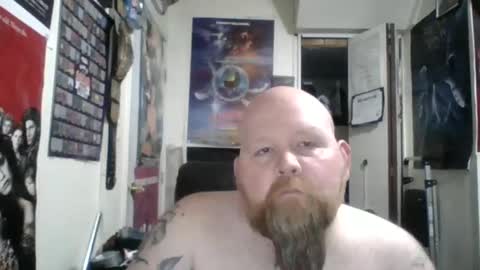 Snapshot of redrumthefool chatting on 10-19-25, 04:02 The fool online show from 10-19-25, 04:02