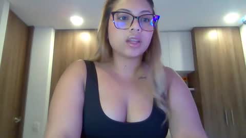 Terciopelo Rojo online show from 09-16-25, 06:42