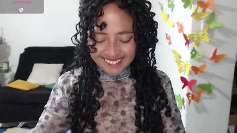 Snapshot of redvelvet_25 chatting on 12-15-25, 07:12 Velvet online show from 12-15-25, 07:12