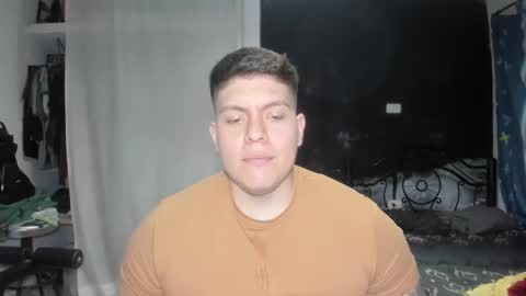 Snapshot of regan_jhonson chatting on 12-25-24, 05:37 regan_jhonson online show from 12-25-24, 05:37