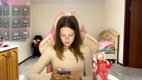 Lucy online show from 09-12-25, 06:41