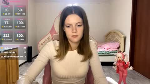 Lucy online show from 09-17-25, 03:46