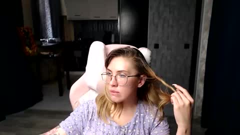 Regina online show from 09-09-25, 12:15