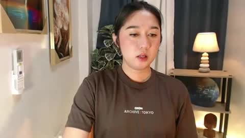 Snapshot of reginethegoddess chatting on 02-02-26, 06:28 regine online show from 02-02-26, 06:28