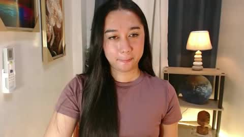 Snapshot of reginethegoddess chatting on 02-06-26, 05:27 regine online show from 02-06-26, 05:27