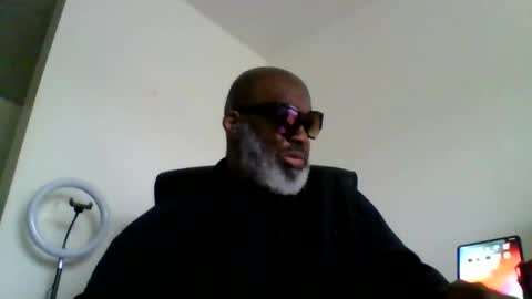 Snapshot of reikoveino chatting on 06-01-26, 09:05 reikoveino online show from 06-01-26, 09:05