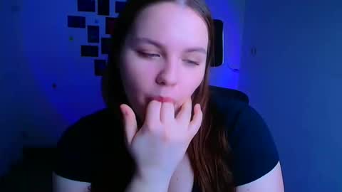 Reina online show from 03-01-26, 06:15