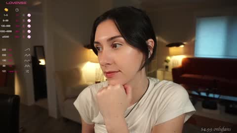 Snapshot of remibliss chatting on 12-10-24, 11:40 Remi online show from 12-10-24, 11:40