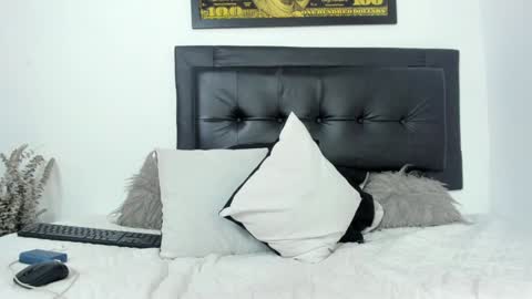 Laura online show from 01-21-25, 10:08