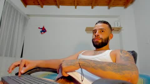 Snapshot of remy_sten chatting on 05-14-26, 01:56 Rmy Steen online show from 05-14-26, 01:56