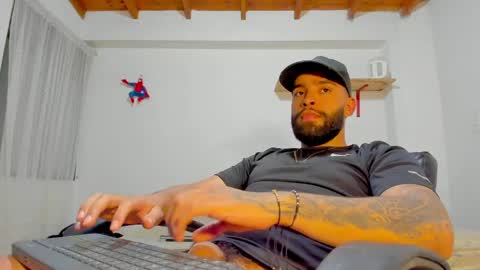 Snapshot of remy_sten chatting on 05-28-26, 02:53 Rmy Steen online show from 05-28-26, 02:53