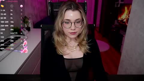 Snapshot of remywild chatting on 03-05-25, 07:27 RemyWild online show from 03-05-25, 07:27