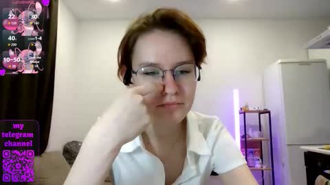 Claire online show from 03-04-26, 06:14