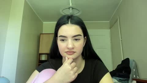 Renata online show from 06-23-26, 12:36
