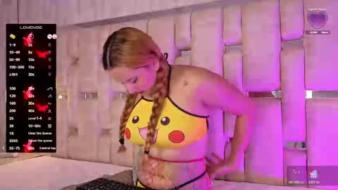 Renata online show from 11-27-25, 01:46