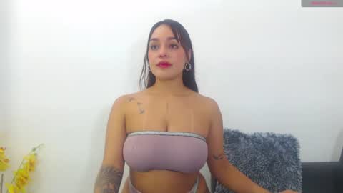 Snapshot of renatabrownn28 chatting on 07-04-26, 04:29 renatabrownn28 online show from 07-04-26, 04:29