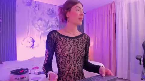 Renata online show from 06-30-26, 06:58