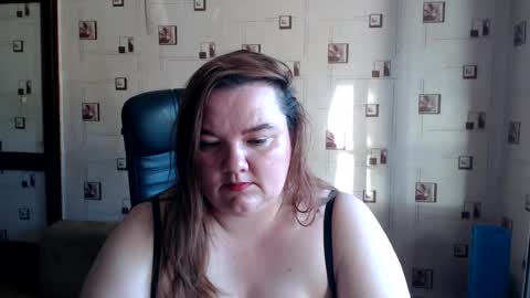 Snapshot of renataoia chatting on 06-18-26, 04:11 renataoia online show from 06-18-26, 04:11