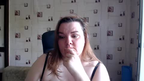 Snapshot of renataoia chatting on 06-28-26, 10:43 renataoia online show from 06-28-26, 10:43