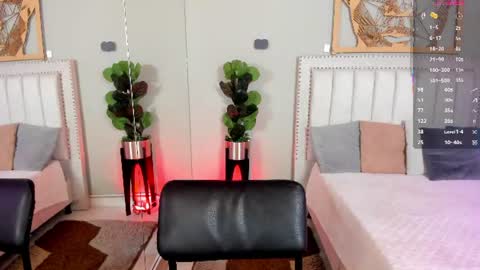 Snapshot of renataruiz_rr chatting on 07-16-26, 12:11 online show from 07-16-26, 12:11