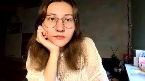 Mia online show from 03-02-26, 01:18