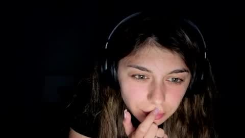 renee_loah online show from 05-28-26, 08:50
