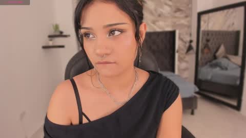 Renee Shelby online show from 04-15-26, 08:42