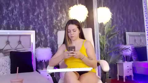 renesmesweet online show from 01-12-26, 07:02