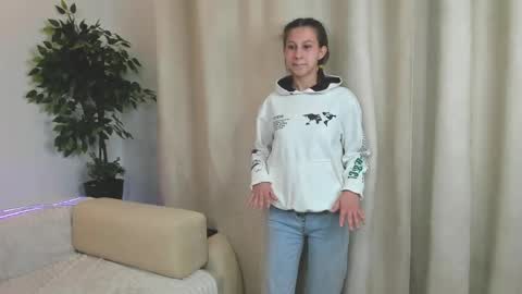 Christina online show from 05-09-26, 04:34