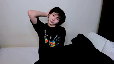 rennuts online show from 12-23-24, 08:33