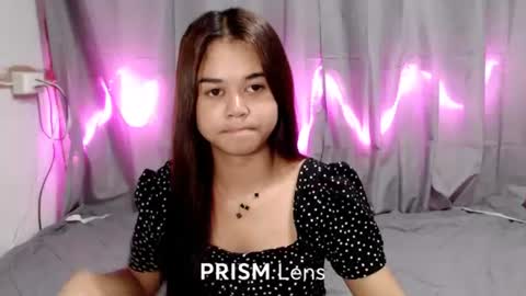 Snapshot of rennygurl chatting on 07-13-26, 04:10 rennygurl online show from 07-13-26, 04:10