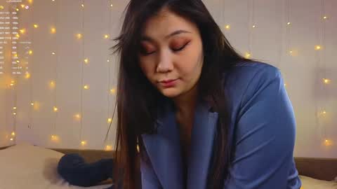 Snapshot of renochka chatting on 12-25-24, 07:03 renochka online show from 12-25-24, 07:03