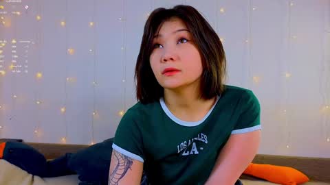 Snapshot of renochka chatting on 01-12-25, 06:28 renochka online show from 01-12-25, 06:28