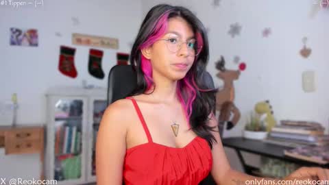 Snapshot of reoko_ chatting on 12-17-25, 08:59 Reoko online show from 12-17-25, 08:59