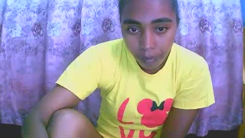 Snapshot of rephaleta chatting on 03-07-25, 06:02 Rephaleta online show from 03-07-25, 06:02