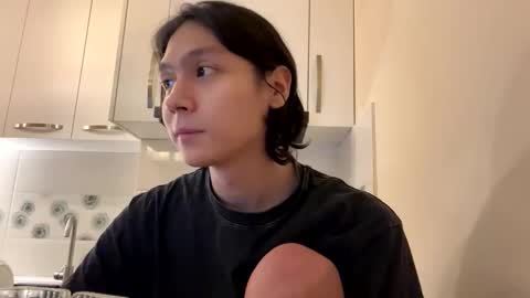 Snapshot of respirra chatting on 01-08-26, 04:53 Aiqo online show from 01-08-26, 04:53