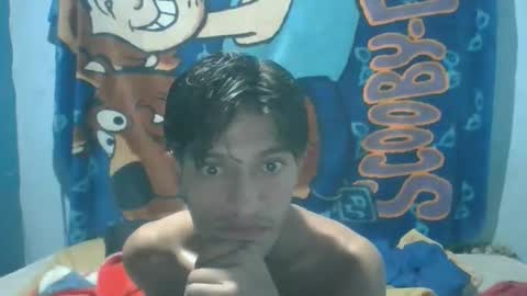 Snapshot of resurgirkratosking999 chatting on 01-06-26, 08:18 Luis online show from 01-06-26, 08:18