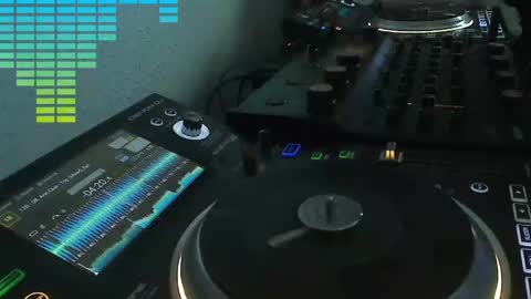 Snapshot of reticuli chatting on 04-25-26, 10:18 GearPorn online show from 04-25-26, 10:18