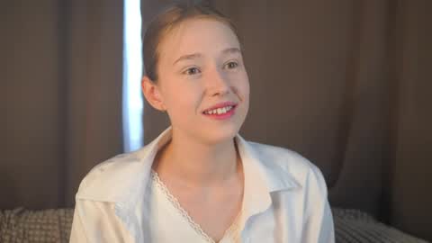 Snapshot of revamcallister chatting on 05-22-26, 11:16 revamcallister online show from 05-22-26, 11:16